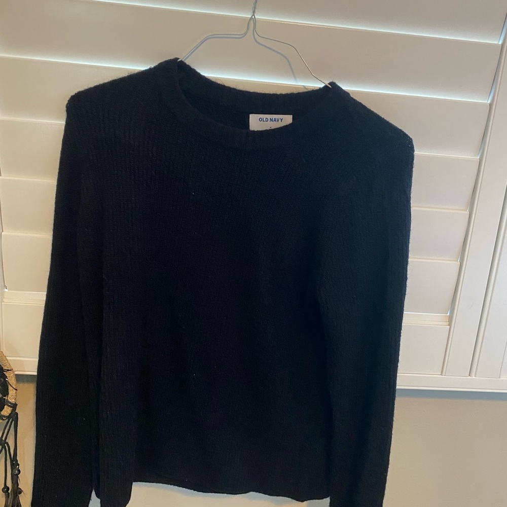 Old Navy black long sleeve